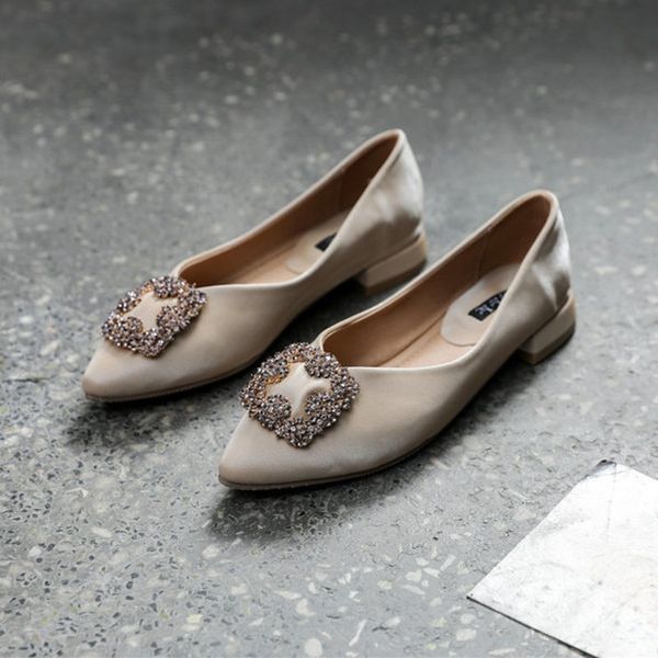 

площадь кристалла цветка твердого flats мокасины дама выскользнуть на удобных мокасинах лодки обуви женщин остроконечного пальца неглубоко д, Black