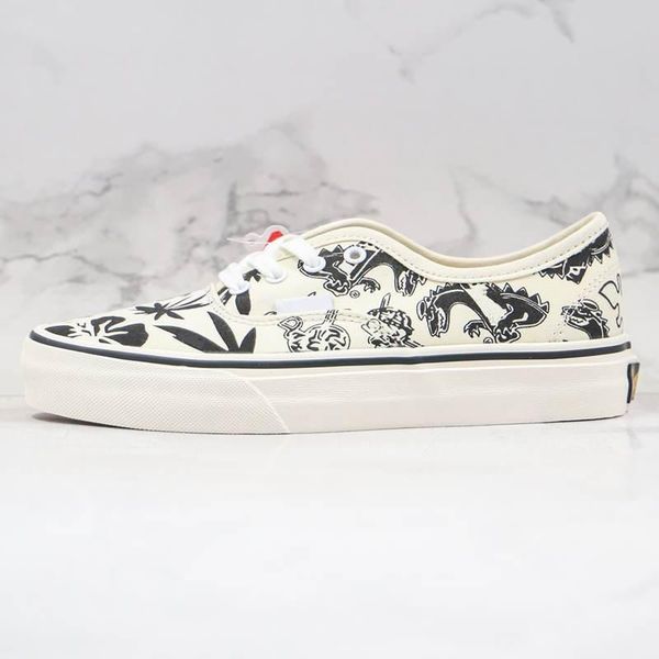 

2020 new canvas shoes anaheim aut plant maple leaf printing graffiti stick black white authentic family men women sneakers
