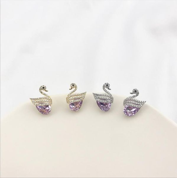 

2020 european and american s925 silver needle swan earrings with pink zircon, Golden;silver