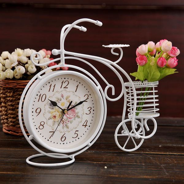 

new vintage pastoral iron pen holder table clock