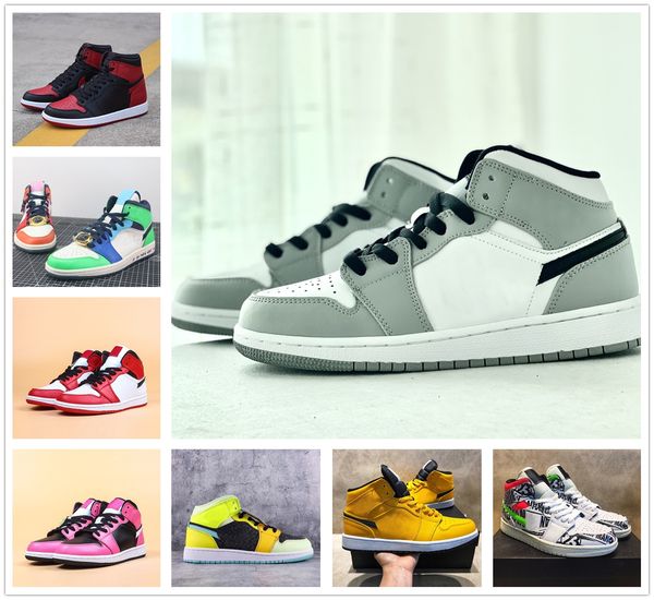 

mens basketball shoes 1s mid og obsidian royal toe unc tie dye pine turbo green bloodline 1 men women trainers sports sneaker a23