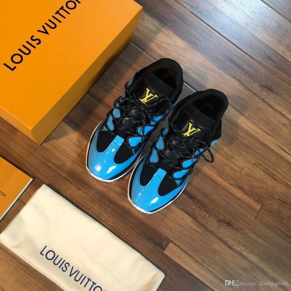 

2020men's designer shoes cloudbust thunder knit sneakers casual shoes white black leather mesh sneakers lace flat three retroas, Red;white