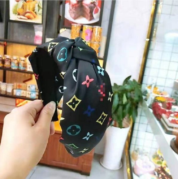 

2020 new headband winter headband for women fashion t striped band pattern print hair accessories, Black;brown