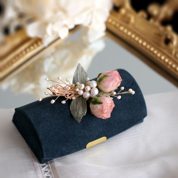

women's hair clip network red mori retro preserved fresh flower rose red new year hair accessories headdress edge clip, Golden;silver