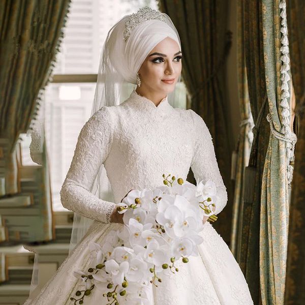 Alta elegante Neck muçulmana vestidos de casamento Plus Size Lace Princesa Vintage Bride Dress mangas compridas vestido de baile vestidos de noiva Vestido de noiva