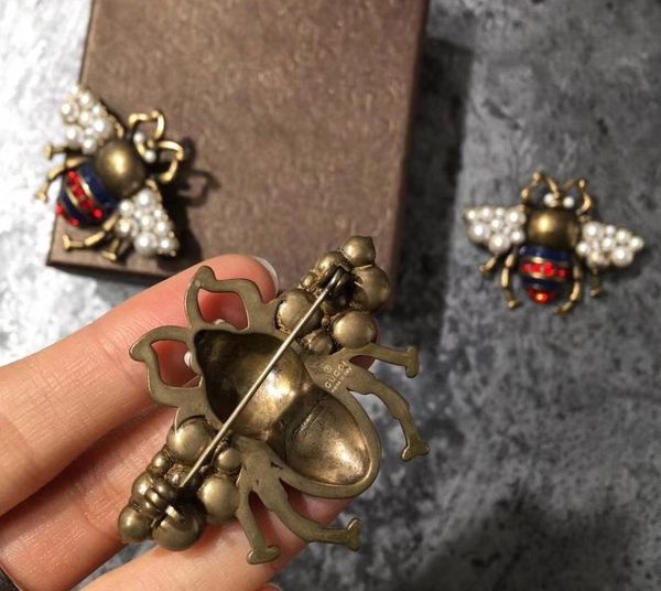 

fashion style women pins bee brooches style pearl and fancy coloured diamonds material megold retro technology glamour sterling69, Gray