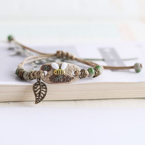 

ethnic style vintage handmade cartoon bee ceramic jewelry hand-woven beaded adjustable bracelet student girl accessories, Red;blue