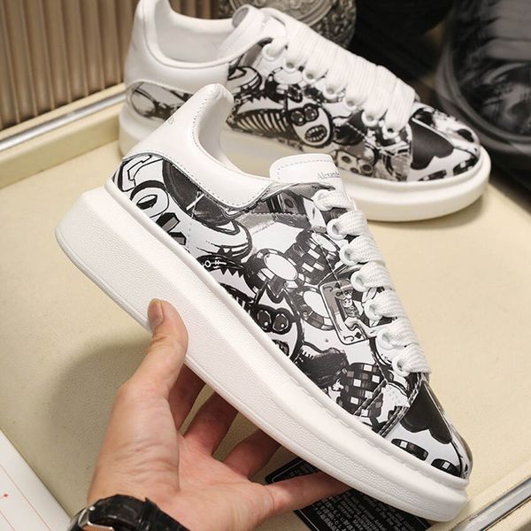 

mens platform shoes black poker doodle graffiti designer sneakers classic womens white casual shoes leather ladies ins popular size 36-46
