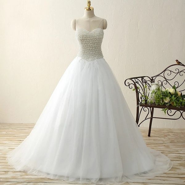 

2020 Arabic Crystal Beaded Gowns Ball Gown Wedding Dresses Strapless Sweetheart Tulle Puffy Wedding Gown Bridal Dress