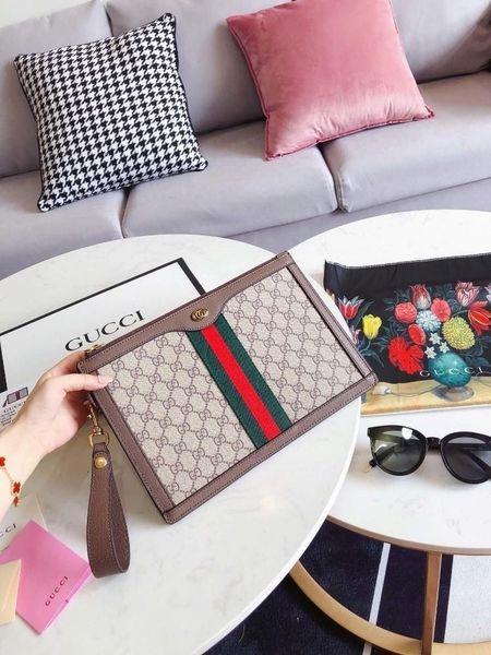 

2019 men old flower letter hand kill chest clutch bag handbags