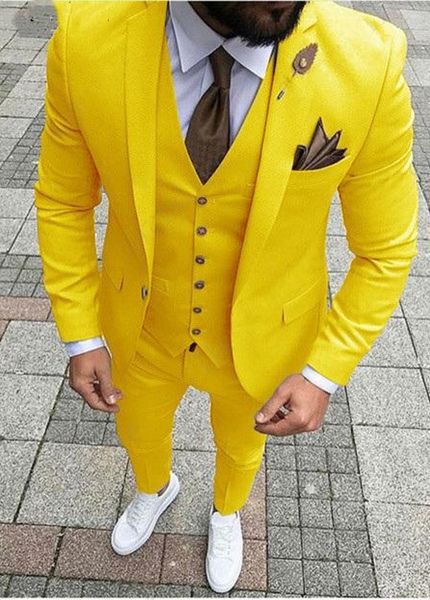 Новый стиль Желтый Groom Tuxedos Нотч Groomsmen Mens Свадебное платье Отлично Человек куртка Blazer 3 шт Костюм (куртка + брюки + жилет + галстук) 28