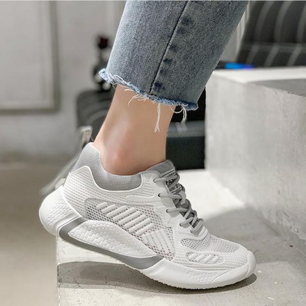

breathable mesh shoes women's mesh sports shoes summer 2020 new casual flat women light sneakers ladie, Black