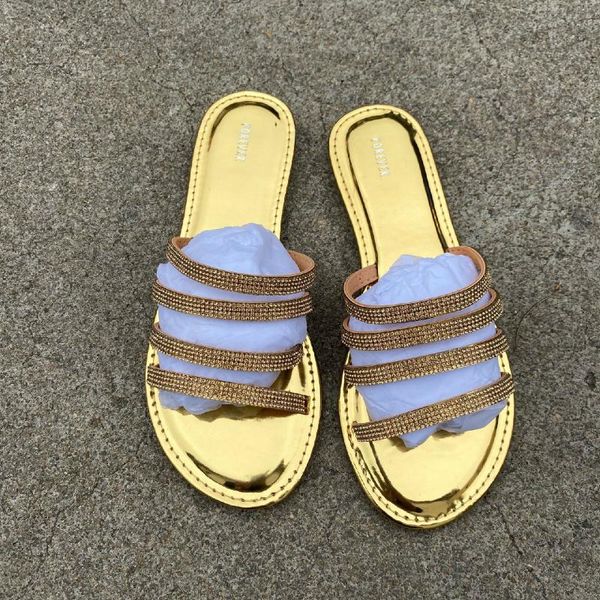 

rhinestone slippers 2020 new women fashion wild beach shoes flip flop bright diamond flat bottom outdoor wild student slides, Black