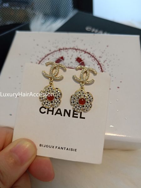 

2020 fashion jewelry ladies earrings with party dresses jewelry charm gorgeous stud earrings xx059, Silver