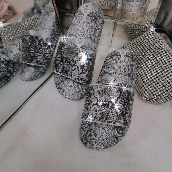 

glitter slippers women summer sandals 2020 fashion bling female animal design flip flops beach diamond flat shoes outdoor sandal, Black