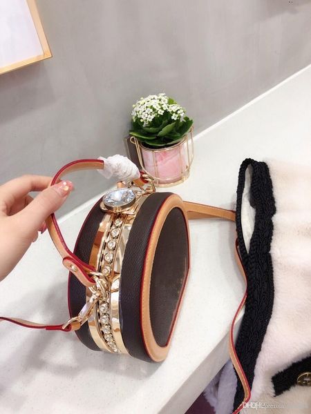 

2020 новые европейские модные и универсальная мини супер практический круглый торт мешок, наклонного висит сумку и каштан мешок