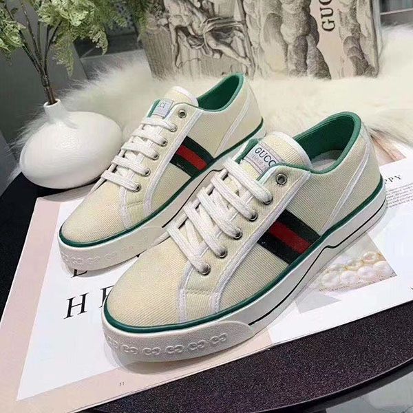 

luxury shoes early spring 2020 style casual sport couple shoes men women sneakers heavy embroidery fashion shoes v1, Black