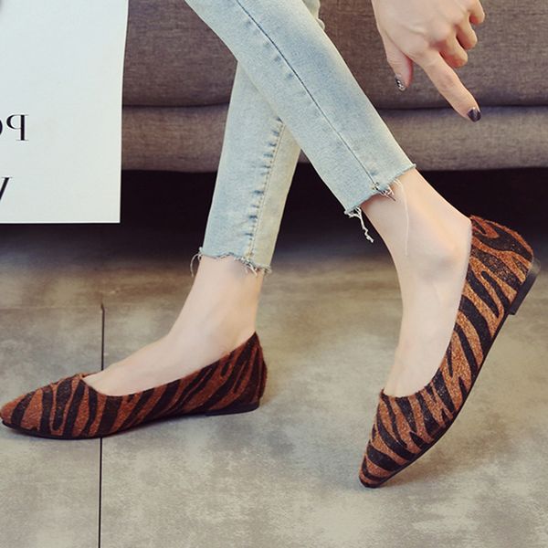 

zebra pattern large size shallow mouth women shoes pointed flat shoes female korean soft sole large size casual, Black
