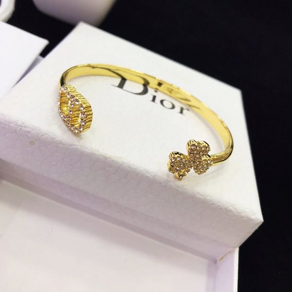 

european and american fashion new popular selling letter pearl open designer bracelet with box 31, Golden;silver