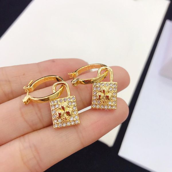 

d family 2020 dijia golden bag diamond earrings women's high texture earrings, White