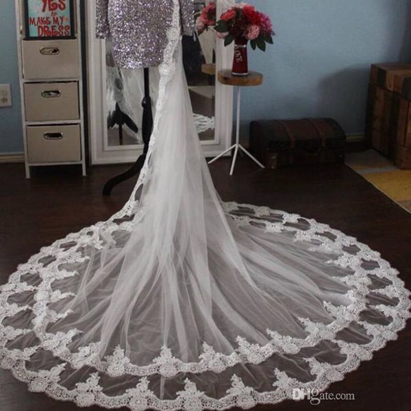 Elegante Hochzeitsschleier, weiß, luxuriös, Brautschleier, einlagig, Spitze, Pailletten, 2,5 m, Kapellenlänge, Hochzeits-Velo-Zubehör, Mantilla mit Kamm