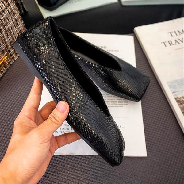 

square toe fashion patent leather crack women's shoes comfortable flat bottom women's shoes summer ladies casual, Black