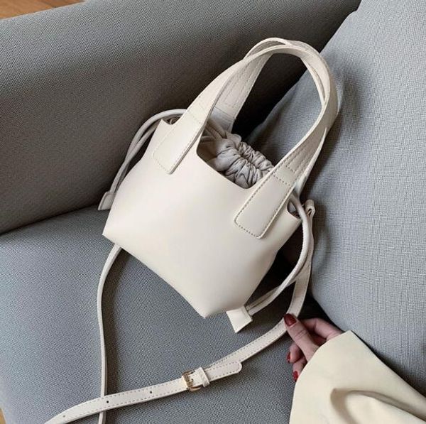 

2020 senior women backet bag plain lady shoulder bags shopping bag removable handbags