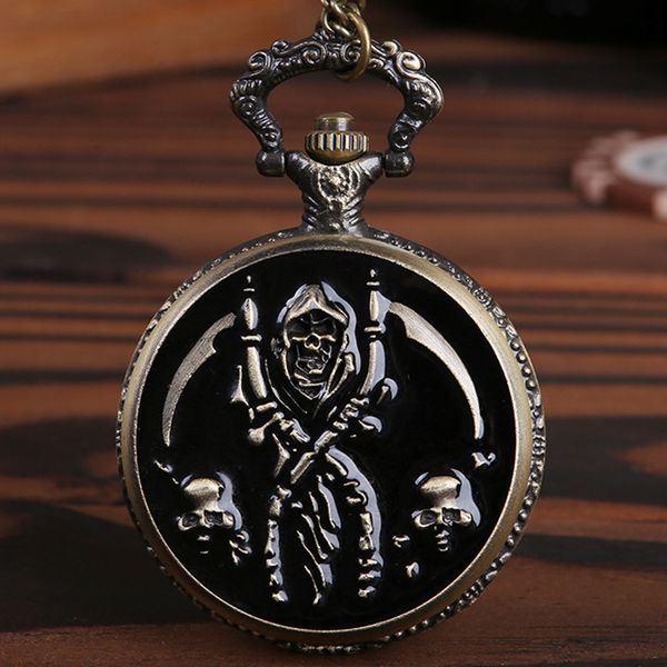 

3d skull head quartz pocket watch black skeleton pirate engrave flip necklace chain clock men watch fob chain male hombre reloj de bolsillo, Slivery;golden
