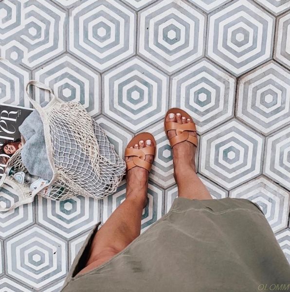 

2020 flat sandals summer women's slippers leather comfortable sole cross weave 8 colors woman shoes solid color, Black