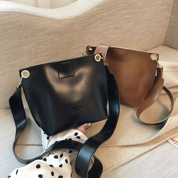 

small bag female 2020 new wave tide crossbody senior sense of wild wild student bucket bag female shoulder