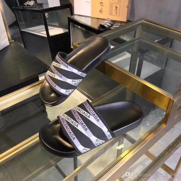 

stylish men and women casual slippers, comfortable home fashion sandals, couple models with box size 34-45as, Red;white