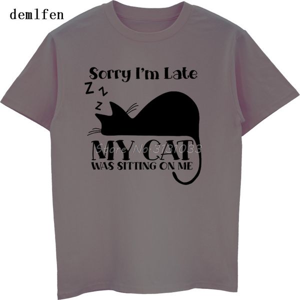 

смешной к сожалению, я m late - my cat сидит на мне мужские футболки лето марка хлопок тис мужчины классическая повседневный t shirt классны