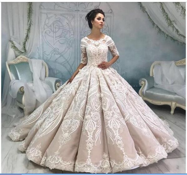 

modest lace ball gown wedding dresses 2020 latest applique jewel neck vintage wedding dress princess half sleeves plus size bridal gowns, White