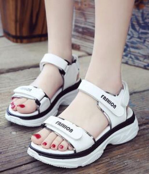 

2020 new sports sandals female summer korean fashion thick-soled students wild magic stickers female shoes beach shoes, Black