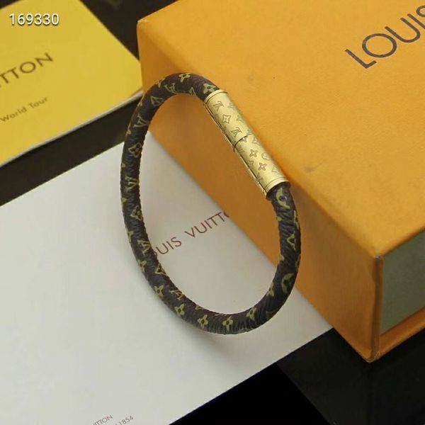 

wholesale v-coffee pattern leather bracelets for women men gold stainless steel buckle bracelet women's pattern leather bangles with bo, Golden;silver