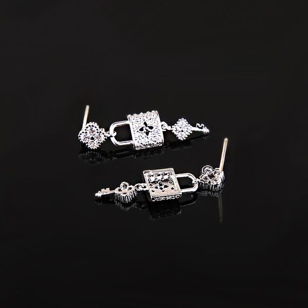 

женщины замок ключ серьги обруча с маркой bling bling rhinestone замок ключ роскошные серьги ювелирные изделия высокого качества, Black