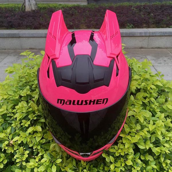 

pink color winter season motorcycle helmet full face helmet with horns casco