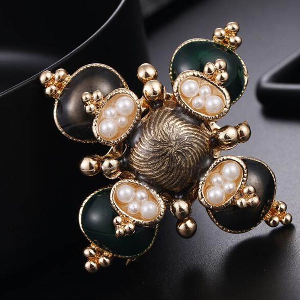 

wholesale retro crystal pearl cross brooch corsage enamel cross scarf clips brooch pins women suit lapel pins party jewelry, Gray