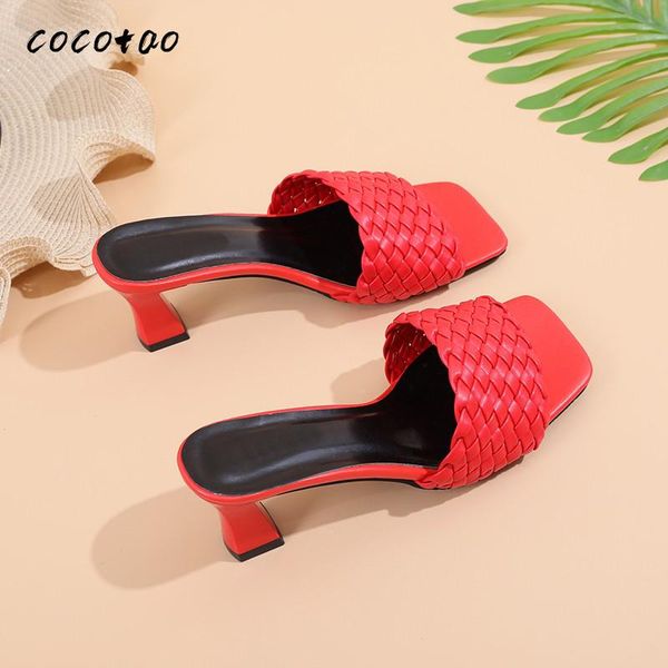 

wear fashionable all-match 2020 summer new korean version of thick with a word drag large size high-heeled sandals and slippers, Black