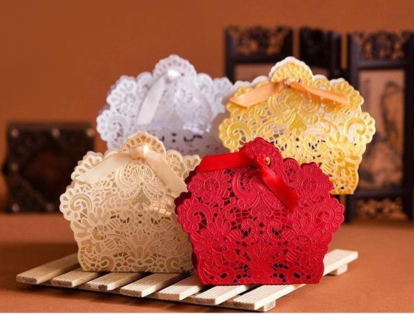 

cut wedding and party laser wholesale-50pc box guest gold/white favor boxes gifts candy favors for tore2010 vzovb