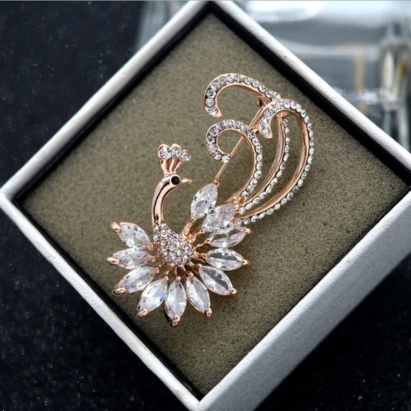 

menÂ womenÂ pinÂ Â rhinestoneÂ broochesÂ exquisiteÂ andÂ cuteÂ broochesÂ forÂ womenÂ menÂ fashionÂ jewelryÂ Â ladyÂ giftsÂ broochÂ clothingÂ versatile, Gray