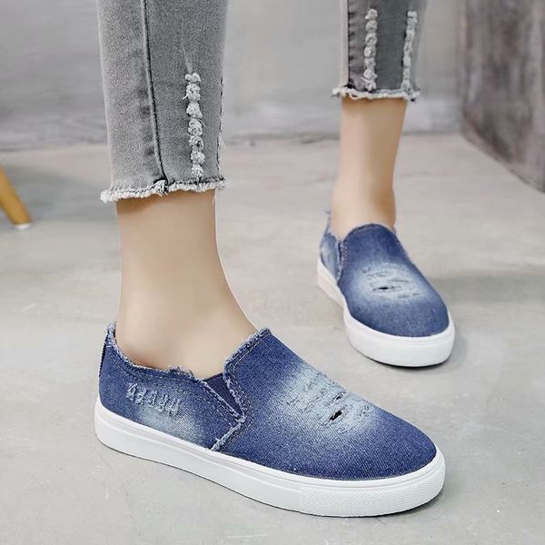 

2020 women flats shoes platform sneakers slip on suede ladies loafers casual floral shoes women zapatos de mujer, Black