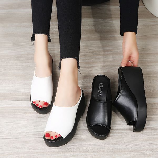 

on a wedge shoes house slippers platform slipers women heeled mules luxury slides 2020 heels designer soft summer rome pu retro, Black