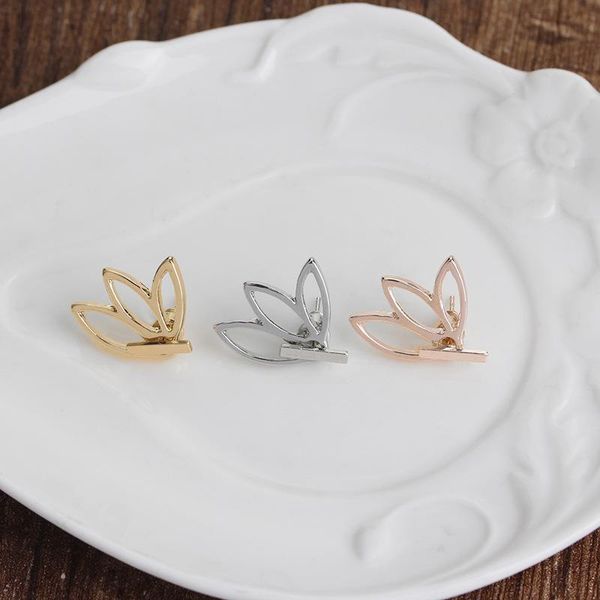 

women's wholesale products new and openwork winter earrings simple autumn stylish flower lotus ce2007 fqzyl, Golden;silver