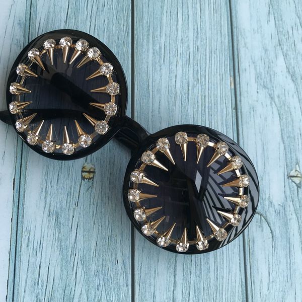 

punk mens sunglasses golden crystal diamond eyewear uv400 vintage round eyeglass unique gafas de sol, White;black