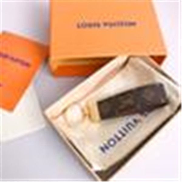 

2020 fashion brand designer key chain gift men's and women's souvenir car bag accessory lv113, Silver
