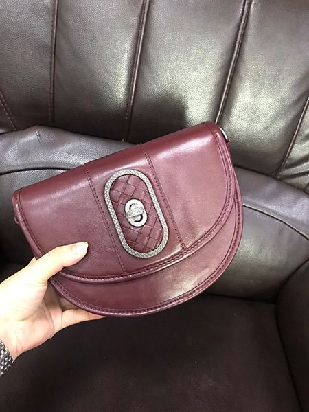 

new genuine leather women cross body bag famous designer intrecciato bag women shoulder bags lady saddle bag, Black
