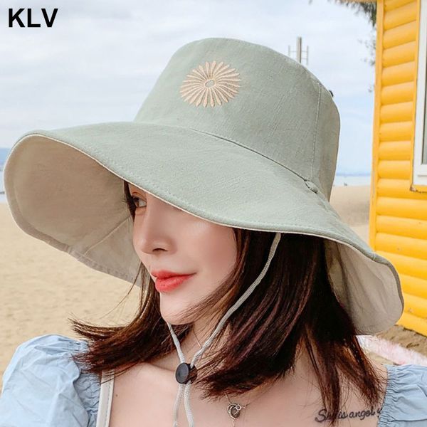 

women summer leisure floppy beach sun hat reversible sweet daisy sunflower embroidery wide brim uv protection bucket hat, Blue;gray