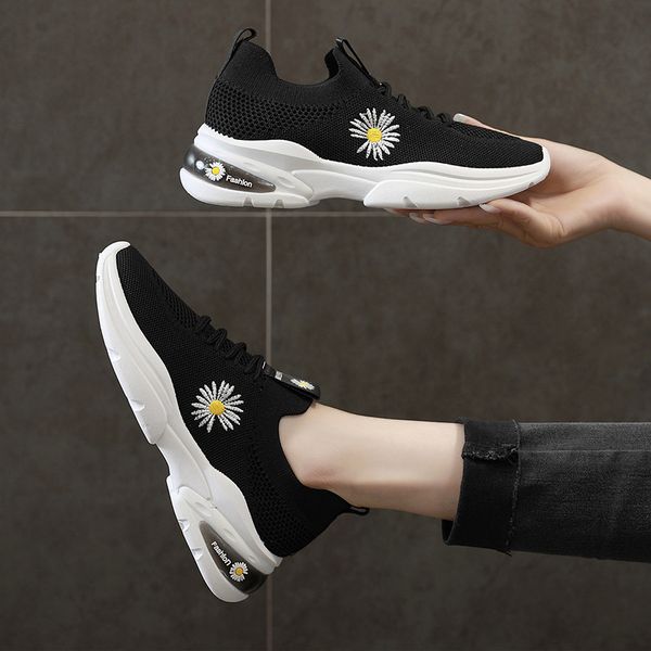 

summer daisy breathable casual sports hollowed out flat shoes, Black