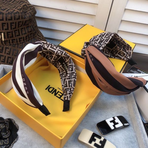 

europe and america sell hair hoop high grade wide edge cloth art knot hair hoop fashion letter hairpin headband with box b33, Golden;silver